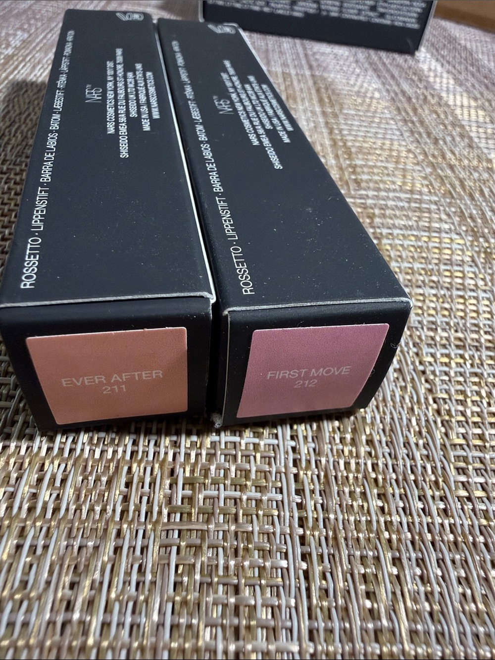 Nars - Picture 7 of 7
